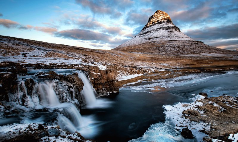 Islândia - Paisagem Invernal em Espanhol
